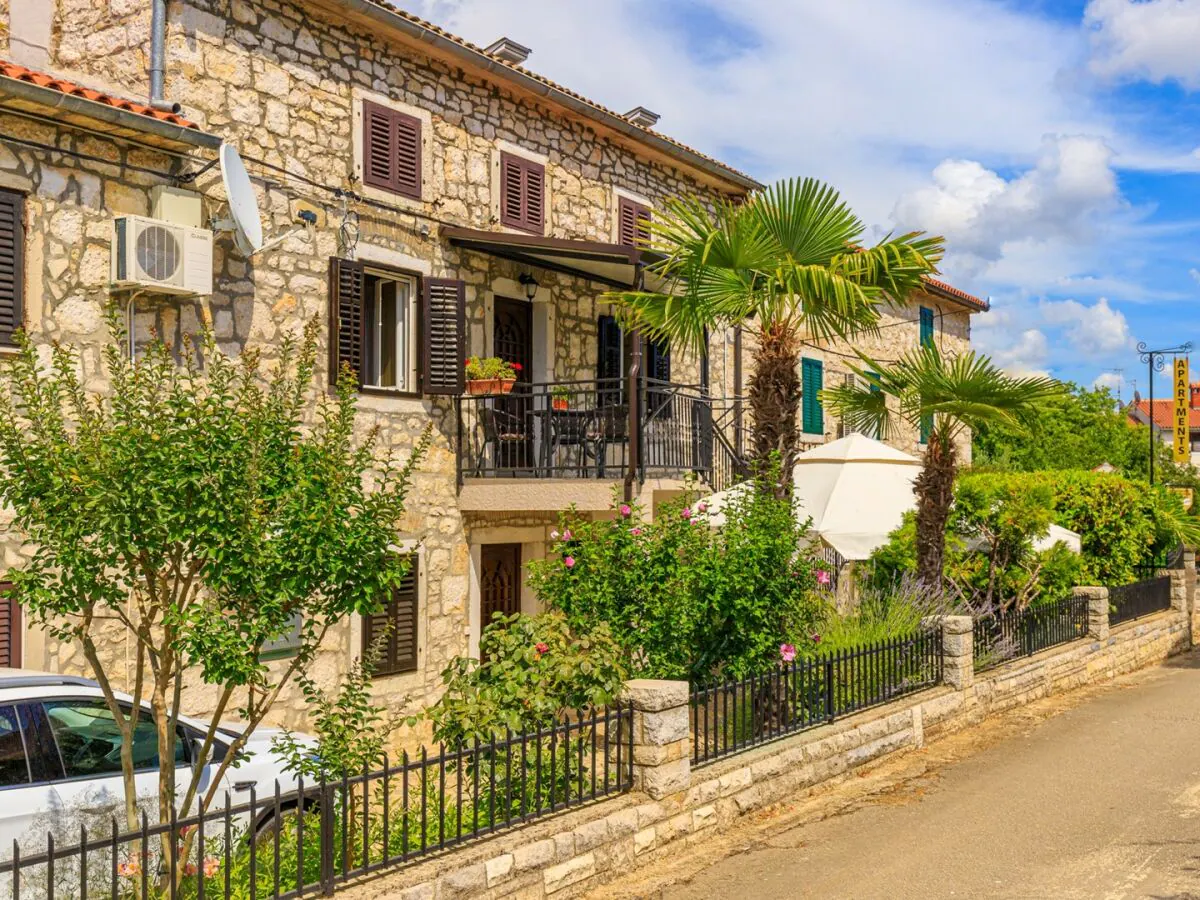 Apartment - Apartment Nika with Balcony - Outdoor photo 2