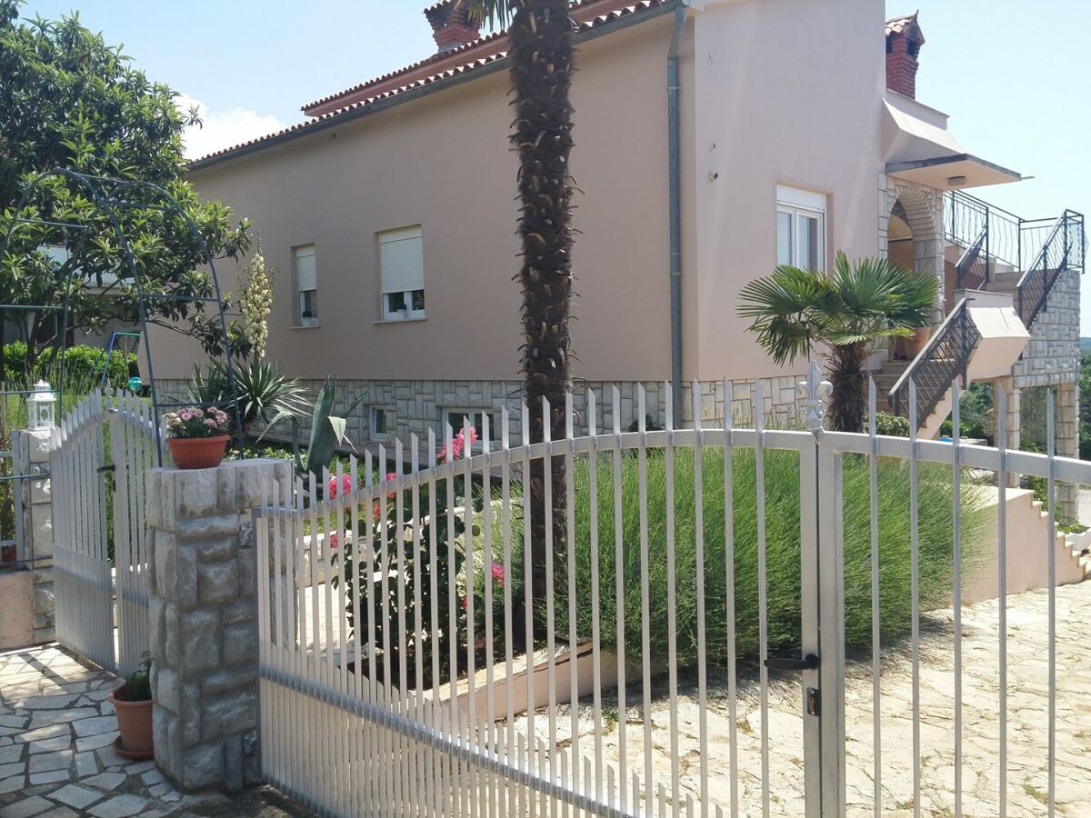 Apartment Dobrec with Shared Pool - Apartment No.1 with Terrace - Outdoor photo 4