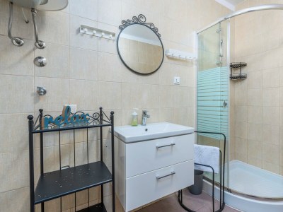 Apartment Dobrec with Shared Pool - Apartment No.1 with Terrace - Features photo 14