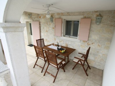 Apartment - Apartment  Marija Kastelir with Balcony and Garden View - Outdoor photo 8