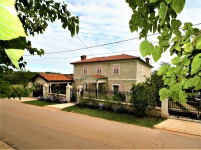 Apartment - Apartment  Marija Kastelir with Balcony and Garden View - Outdoor photo 12