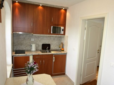 Apartment - Apartment  Marija Kastelir with Balcony and Garden View - Features photo 15