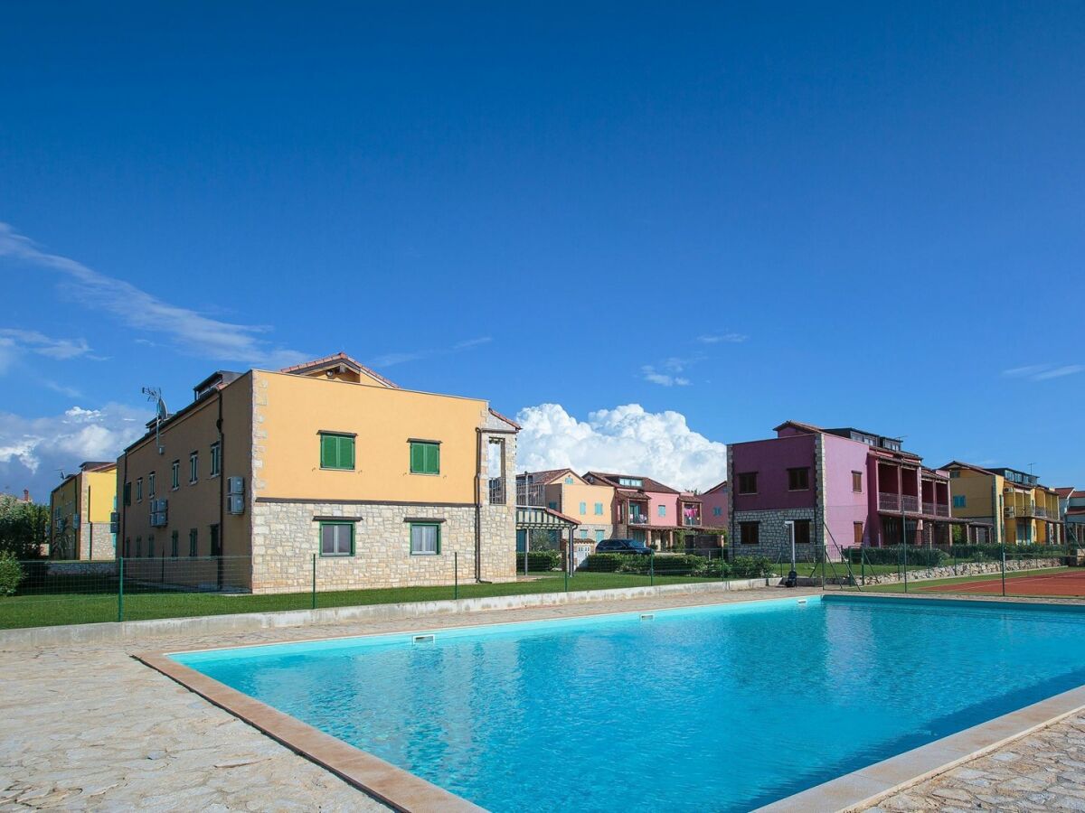 Apartment - Apartment Sofia with Roof Terrace - Outdoor photo 2