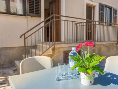 Apartment Punta B - One-Bedroom No.4 with Garden View - Environment photo 9