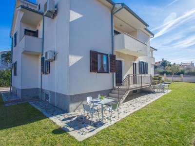 Apartment Punta B - One-Bedroom No.4 with Garden View - Environment photo 12