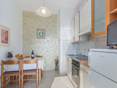 Apartment Orzan - Ground floor Apartment Orzan No.2 with terrace near to the Beach - Features photo 18