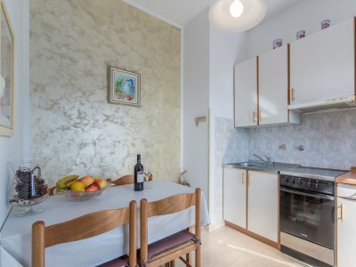 Apartment Orzan - Ground floor Apartment Orzan No.2 with terrace near to the Beach - Features photo 20