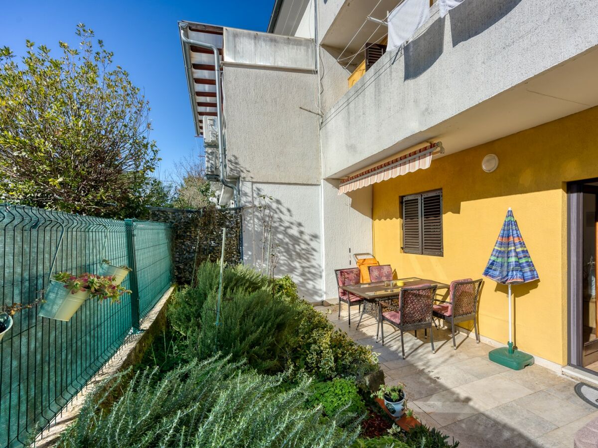 Apartment - Apartment Ava near to the Center - Outdoor photo 2