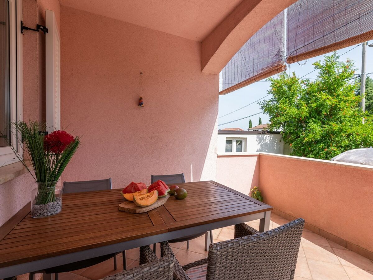 Apartment - Modern Two-Bedroom Apartment Impreza in Vabriga - Outdoor photo 4