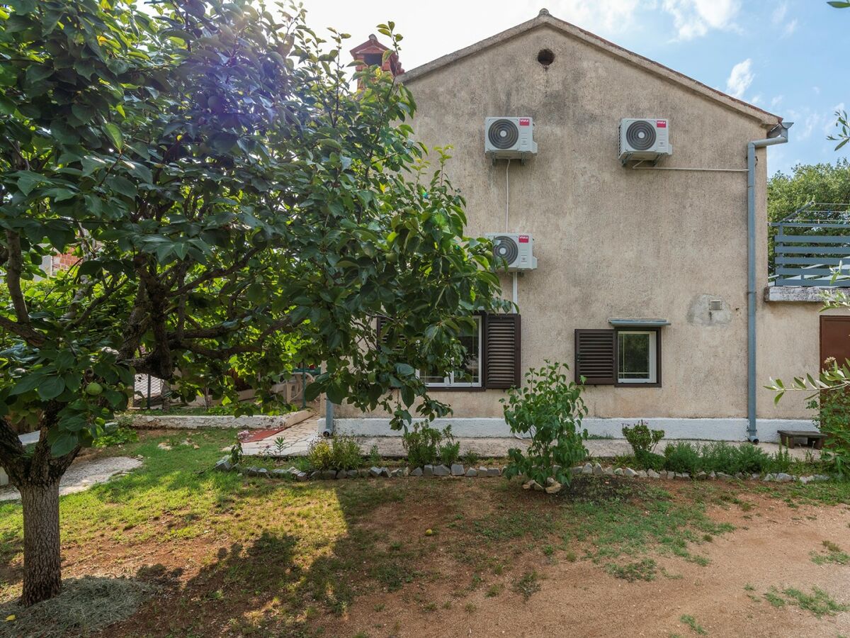 Holiday house - Holiday House Manuel in Tar - Outdoor photo 2