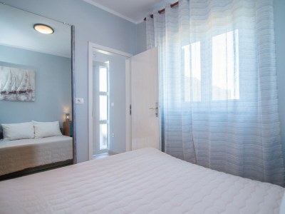 Apartment - Apartment with Terrace in Filipana - Features photo 12