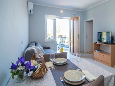 Apartment - Apartment with Terrace in Filipana - Features photo 15