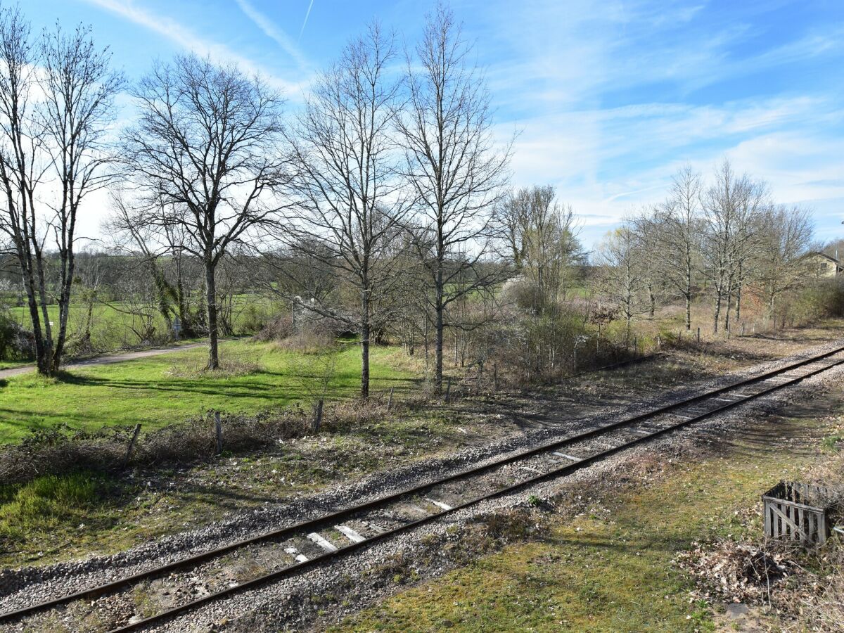 Holiday house Hütte in Frankreich mit Garten am See - Outdoor photo 3