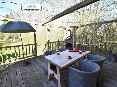 Holiday house Hütte in Frankreich mit Garten am See in Rémilly - Holiday house