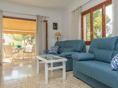 Chalet Pop - Features photo 16