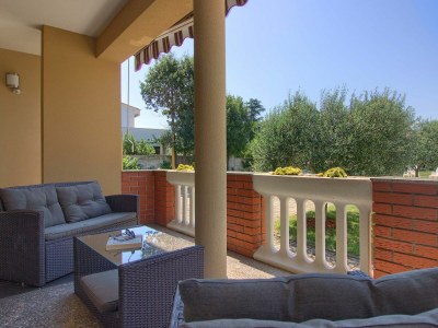 Villa Kristina with pool near Pula - Outdoor photo 15