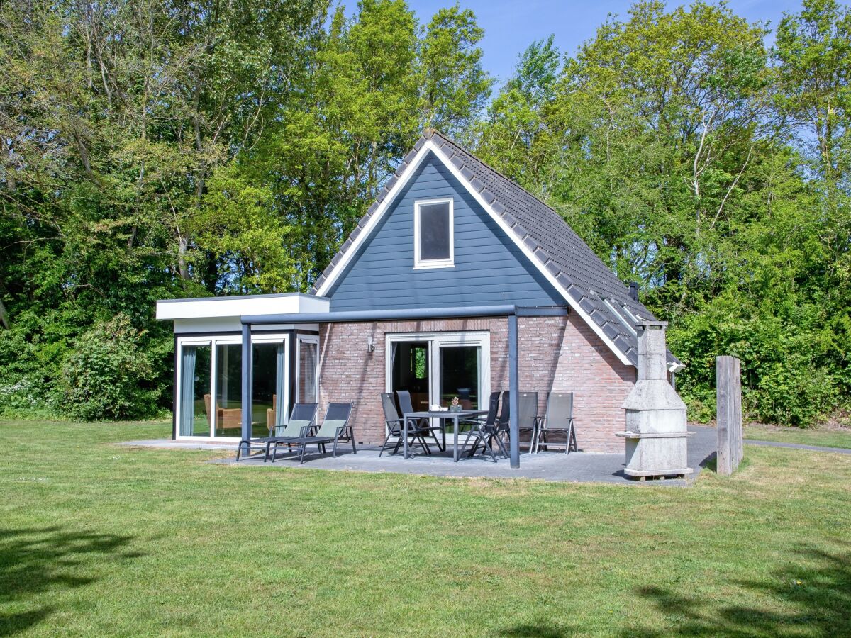 Holiday house Landgoed Het Eikenbossie - Outdoor photo 4