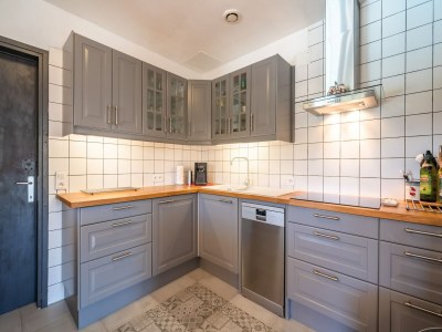 Villa Beautiful villa with private heated pool - Features photo 12