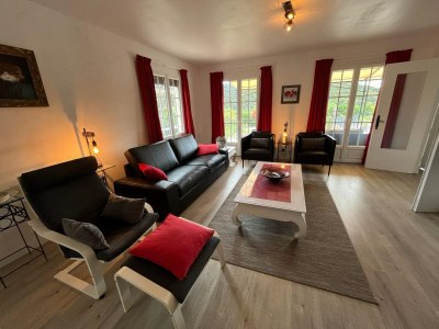 Villa Beautiful villa with private heated pool - Features photo 20