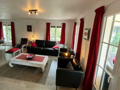 Villa Beautiful villa with private heated pool - Features photo 21