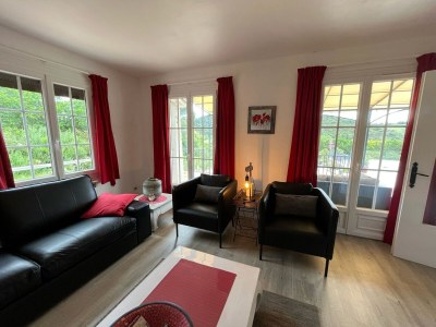 Villa Beautiful villa with private heated pool - Features photo 22