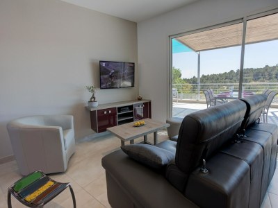 Villa Luxusvilla mit privatem Pool in Cesseras - Features photo 10