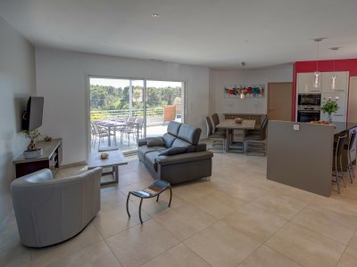 Villa Luxusvilla mit privatem Pool in Cesseras - Features photo 13