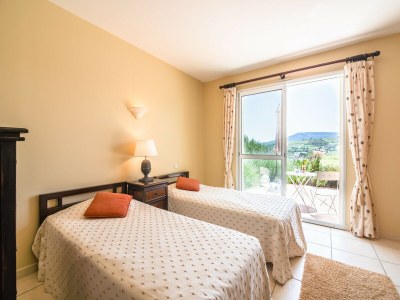 Villa Villa in Limoux with Private Pool & Mountain Views - Features photo 37