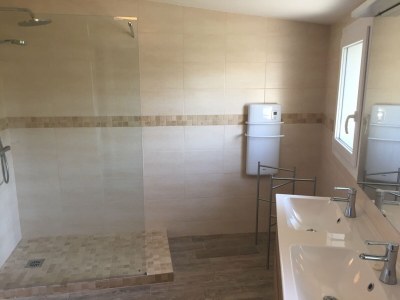 Villa Villa in Olonzac with Pool near Lac du Jouarres - Features photo 19