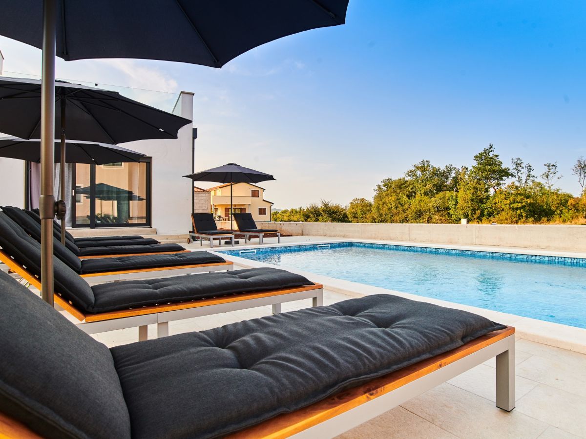 Villa Dolcea in Kastel - Outdoor photo 2