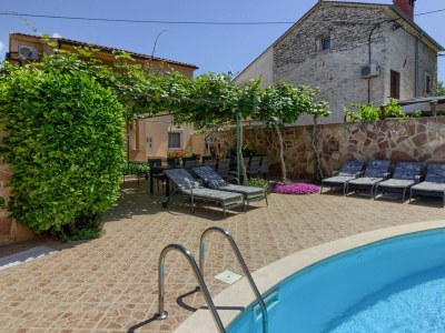 Villa Petroro with private Pool near Fazana - Outdoor photo 8