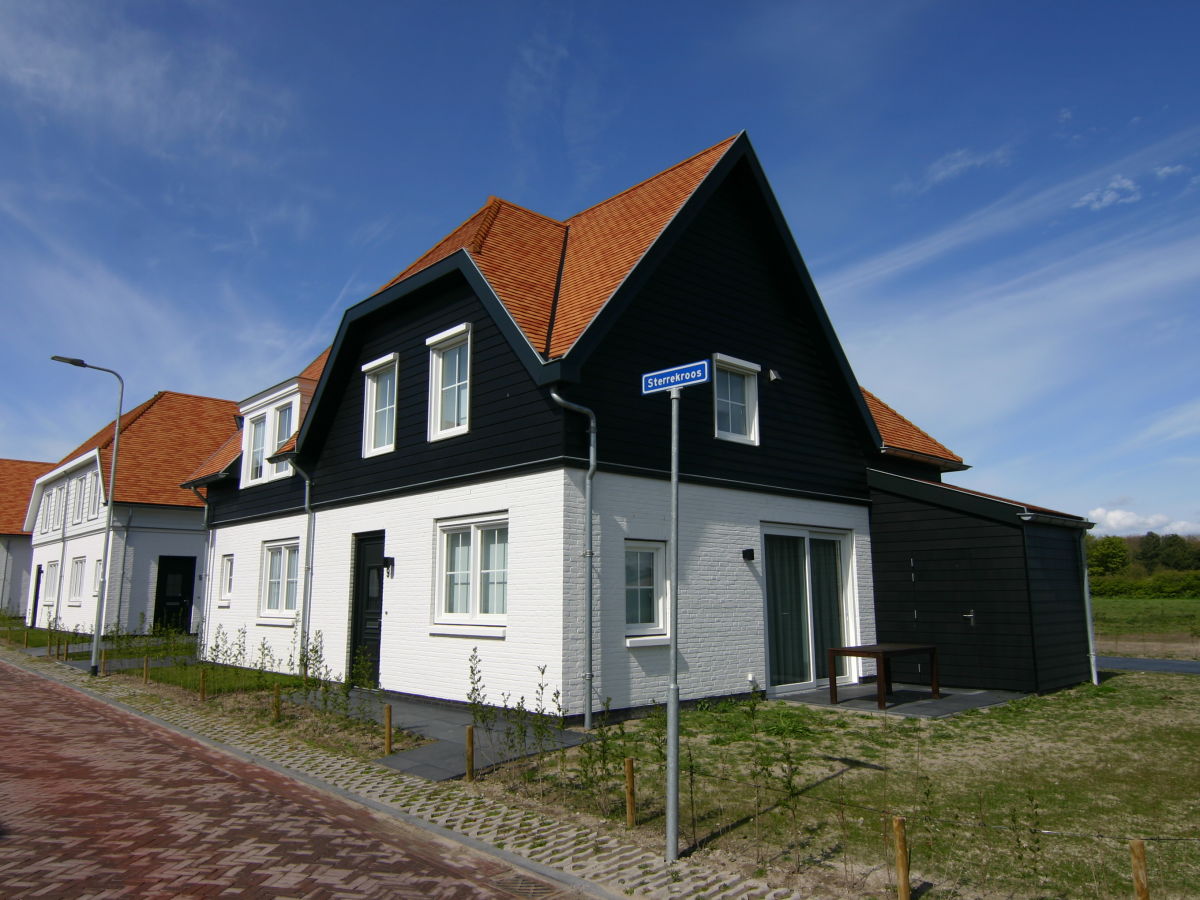 Holiday apartment Waterranonkel 1 - Outdoor photo 2