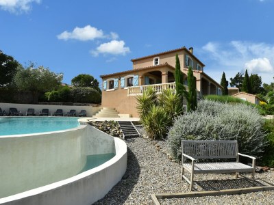 Villa Luxuriöse Villa in Montbrun - Outdoor photo 10