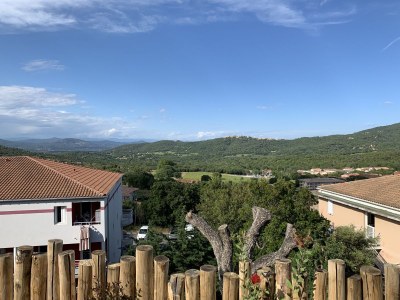 Holiday apartment with its own swimming pool - Environment photo 18