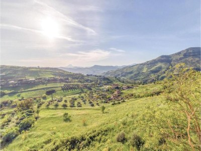 Holiday house Villa in Alia with Pool & Olive Views - Environment photo 18