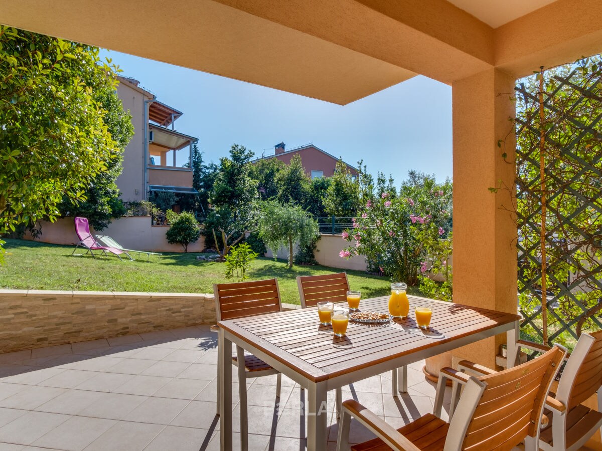 Holiday apartment OLIVE mit  eigenem Garten 150m vom Strand bei Pula - Outdoor photo 5