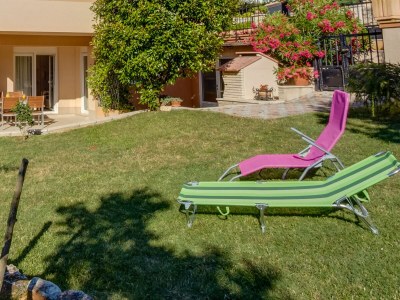 Holiday apartment OLIVE mit  eigenem Garten 150m vom Strand bei Pula - Outdoor photo 3