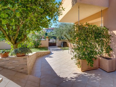 Holiday apartment OLIVE mit  eigenem Garten 150m vom Strand bei Pula - Outdoor photo 15