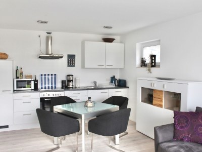 Holiday apartment - No title - - Features photo 6