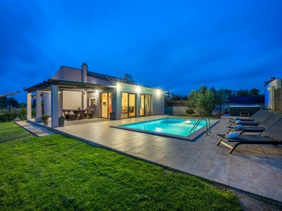 Holiday house Bobo - Outdoor photo 2