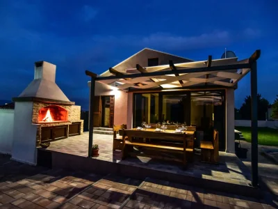 Villa Maslina with pool - Outdoor photo 7