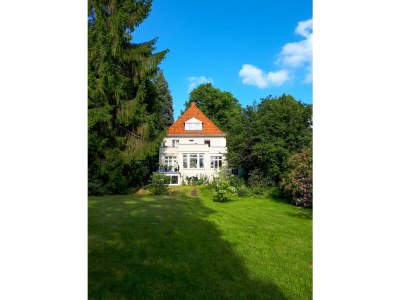 Holiday apartment Denkmal Wakenitz-Villa Anno 1922! - Outdoor photo 3