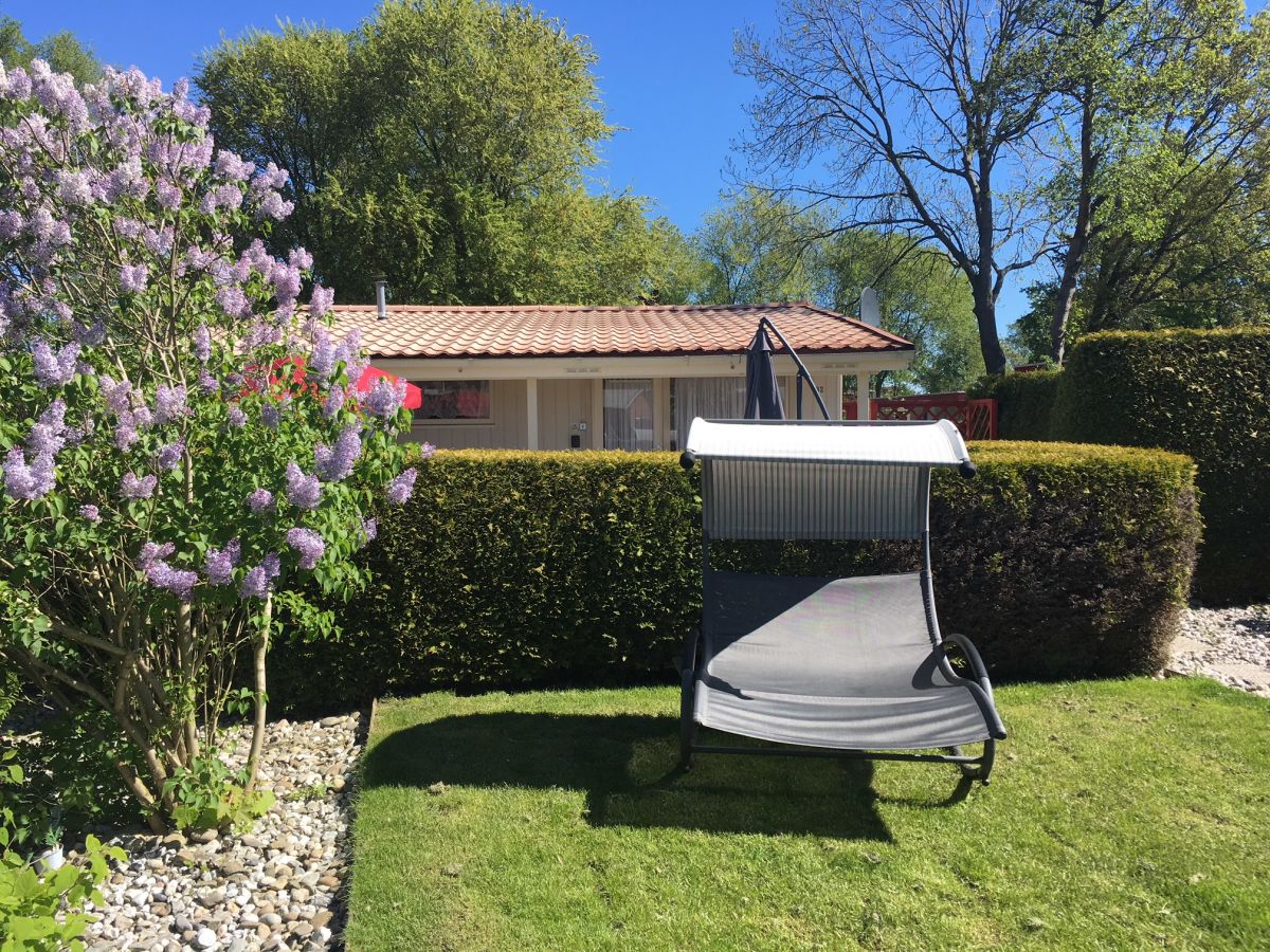 Holiday house Strandbungalow 82 - Outdoor photo 2