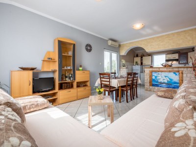 Holiday house Haus Karmen - Features photo 9