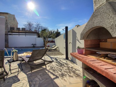 Holiday house Beautiful house with pool in Medulin - Outdoor photo 6