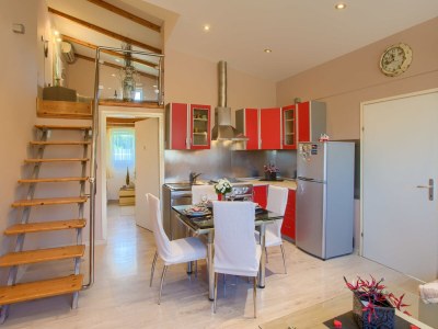 Holiday house Beautiful house with pool in Medulin - Features photo 10