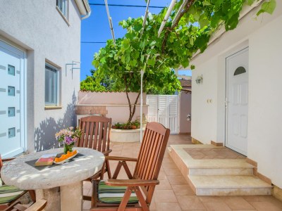 Holiday house Beautiful house with pool in Medulin - Environment photo 23