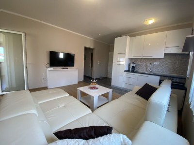 Holiday apartment - No title - - Features photo 14