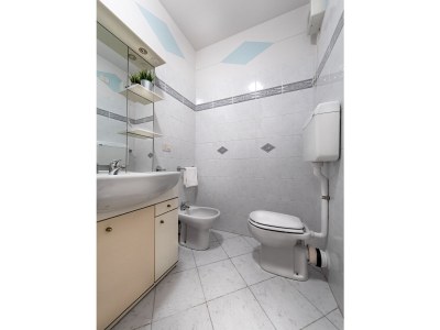 Apartment Al Vittoriale 3 - Features photo 14