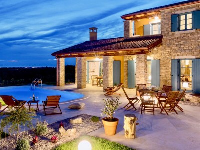 Villa Charming Villa with pool and jacuzzi Umag in Umag - Villa